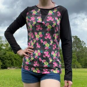 5/$25 Betsey Johnson Athletic Top